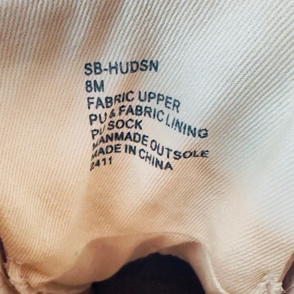 #73 BETSEY JOHNSON ~ Silver Sparkling Rhinestone Cushion Ankle Boots size 8 - Picture 3 of 10